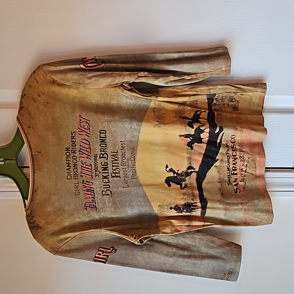 Jamee J Cowgirl Novelty Shirt - Picture 6 of 7